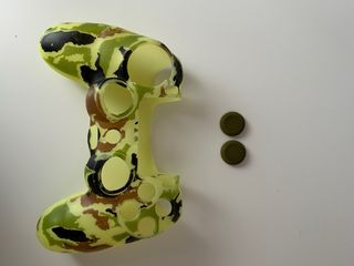 Fundas Camuflaje para Mandos PS4 + 4 Thumb Grips
