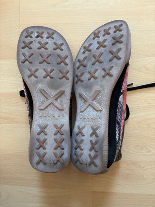 Zapatillas Muxart Piel Serpiente Oro y Rosa