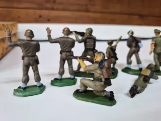 Lote 10 Soldados Jecsan II GM Vintage