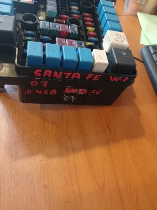 Caja Fusibles Hiundai Santa Fe 2008
