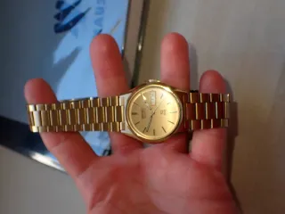 Reloj Seiko Quartz Dorado Hombre
