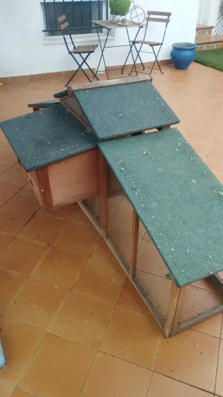 Casa madera conejos/gallinas exterior