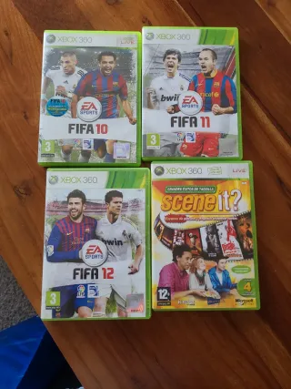 Xbox 360 Blanca + 2 Mandos + 4 Juegos