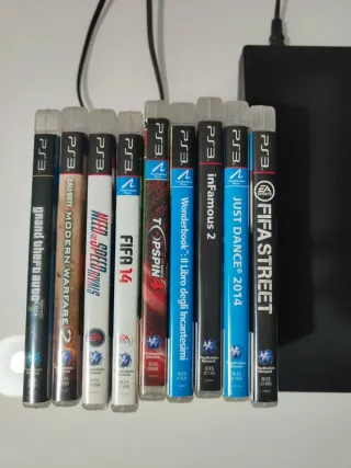 PlayStation 3 con 8 giochi