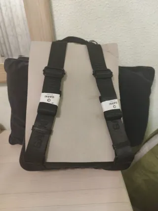 Mochila Garni Negra