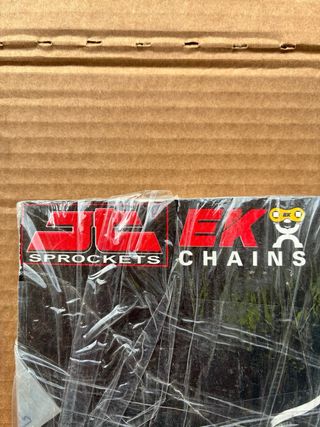 Corona y piñón Yamaha R6 02-05