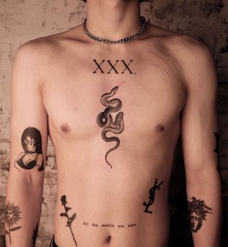 “TATUARTE bien o no TATUARTE . Tú decides.”