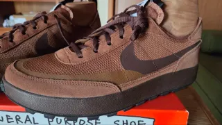 Nike Tom Sachs Marrón Talla 45.5