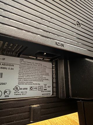 Monitor LG 19 Plata y Negro