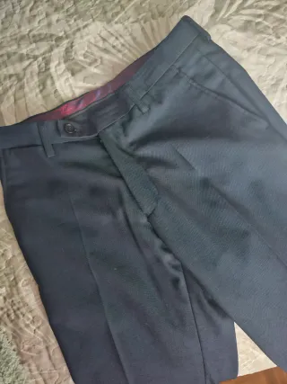 Traje de hombre azul