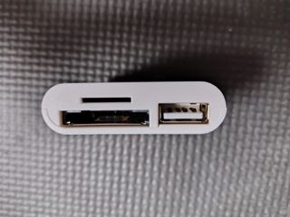 Adaptador Cámara 5 en 1 USB SD MMC (Apple iPad)
