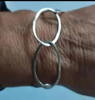 Pulseras de plata de ley con abalorios