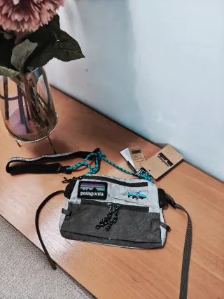 Riñonera Patagonia Pescador Gris 3L