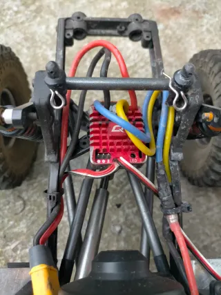 Coche RC Crawler con extras