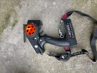 Coche RC Crawler con extras