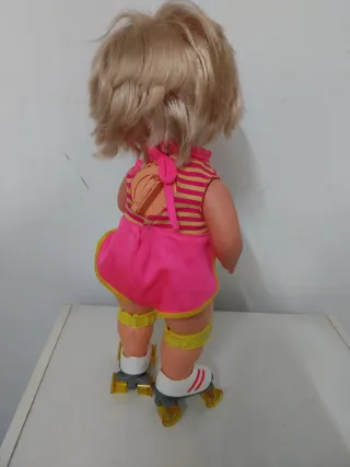 Bambola Baby Skate Mattel