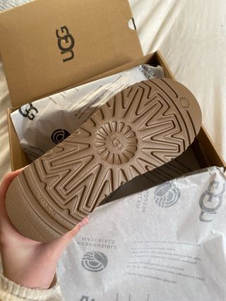 Stivali UGG con piattaforma marroni