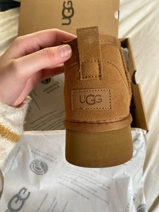 Stivali UGG con piattaforma marroni