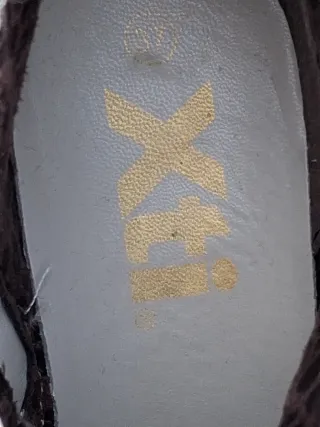 Botines efecto piel serpiente