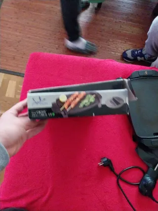 Plancha Eléctrica Jata GR205