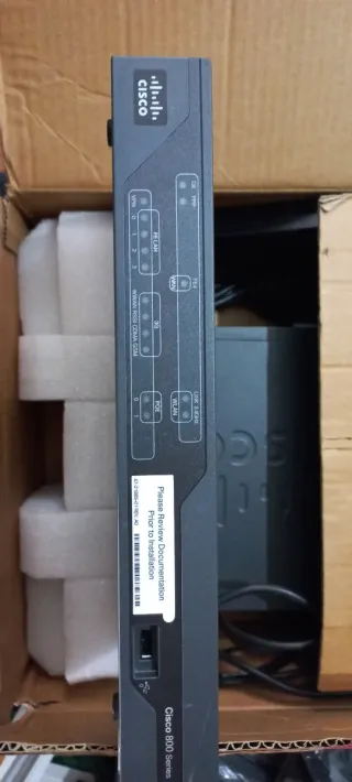 2 x Router Cisco 800 Series