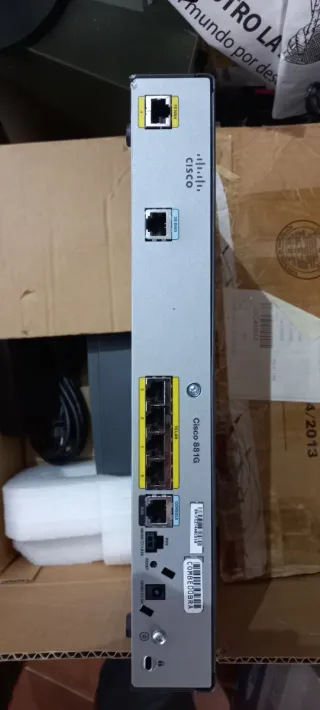 2 x Router Cisco 800 Series