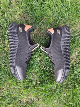 Zapatillas Skechers Negras