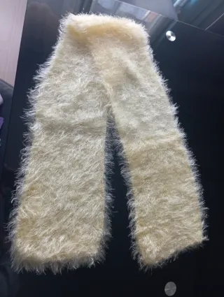 Bufanda tejida a mano