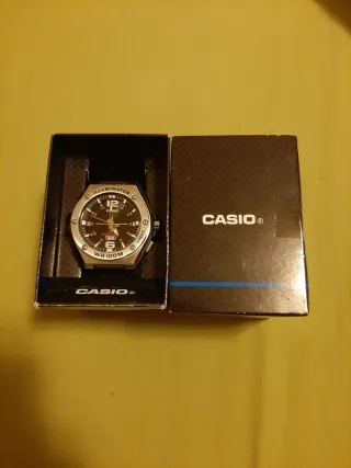 Reloj Casio MWA-100H-1AVEF.