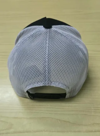 Gorra Alpinestars Negra y Blanca.