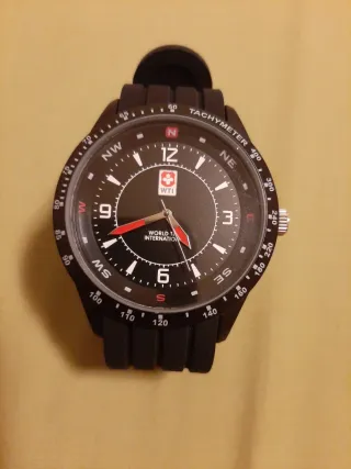 Reloj WTI Analógico Negro. Sin estrenar.