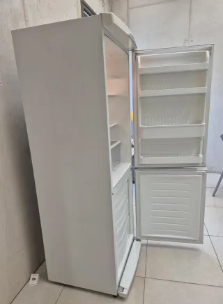 Nevera Daewoo Combi NO FROST