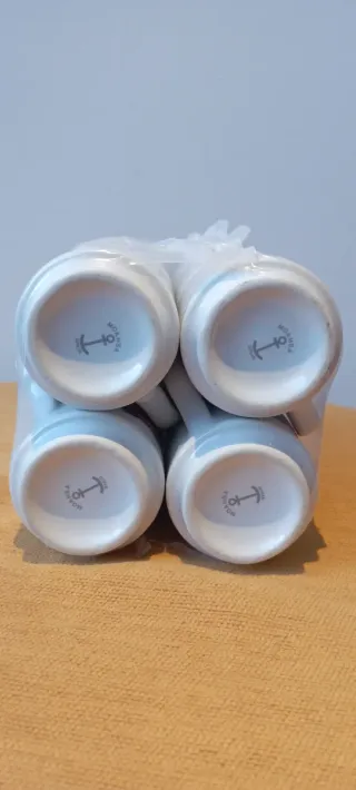 12 Tazas de porcelana pequeñas