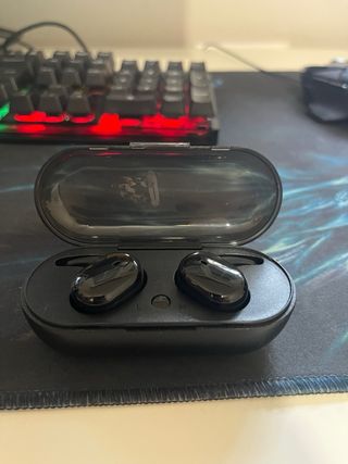 Auriculares inalámbricos negros