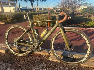 Scott Solace eRIDE 30 M gravel carretera TQ HP 50