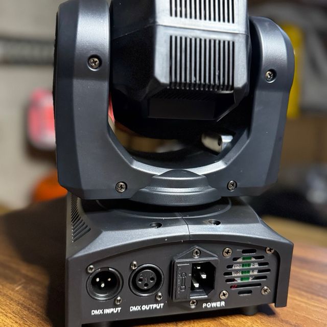 Luce LED a testa mobile Luz Cabeza Móvil