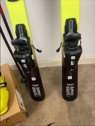 Esquís Head, Botas y Bastones Scott