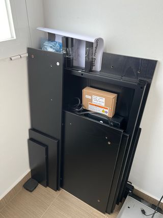 Escritorio Negro con Estante y USB