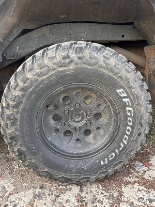 Cambio o Vendo BFGoodrich MudTerrain