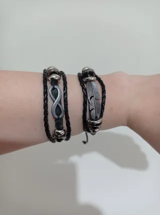 Lote de 2 Pulseras para hombre a estrenar