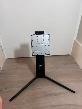 MSI MAG 321CUP Monitor 32 4K 144Hz Curvo