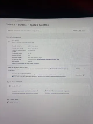 MSI MAG 321CUP Monitor 32 4K 144Hz Curvo