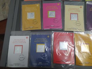 Francobolli Giovanni Paolo II - Album/Rivista