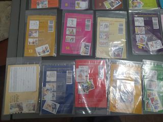 Francobolli Giovanni Paolo II - Album/Rivista