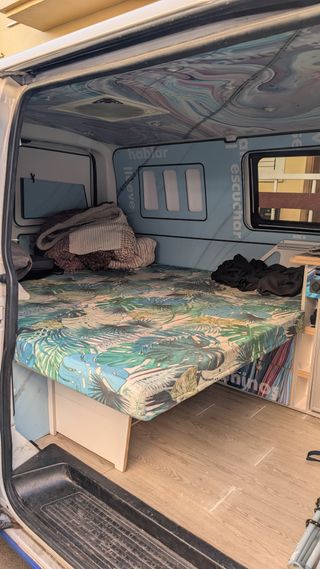 Volkswagen Transporter T5 Camper 2012