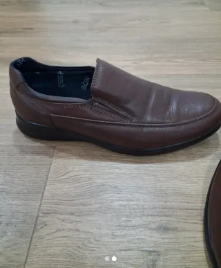 Zapatos de piel Sison marrones