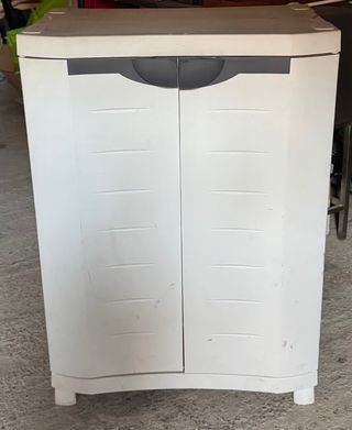 Armario exterior 2 puertas plástico siempre en iin