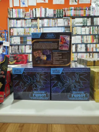 3 Pokémon Fuego Fantasmal ETB