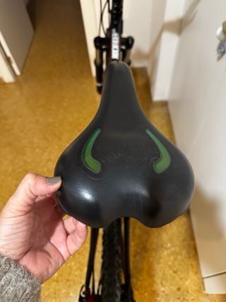 Bicicleta B-TWIN Rockrider 520