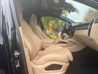 Porsche Cayenne 2022